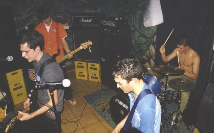 thrash out y one foot 14 de febrero de 2003 fraguel